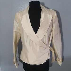 Kate Hill Elegant Cream Women's Blazer  Size 8P